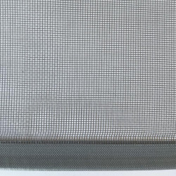 Détail du jonc en finition du kit moustiquaire kocoon